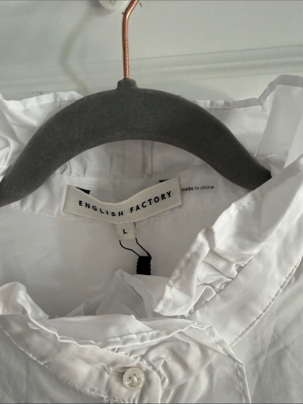 White Ruffle-Front cotton blouse - Picture 3 of 7